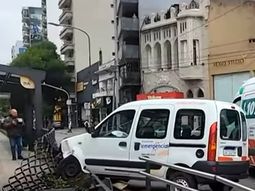 una ambulancia pediatrica choco contra el metrobus y dos chicos resultaron heridos una ambulancia pediatrica choco contra el metrobus y dos chicos resultaron heridos