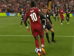 Seguí bailando: Neymar sufrió de su propia medicina y quedó en ridículo