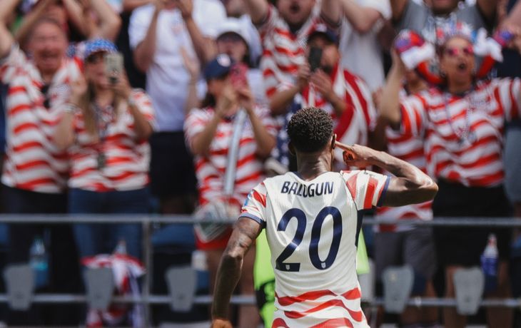 Estados Unidos venció a Australia y avanzó a 16avos. de final en el Mundial 2026
