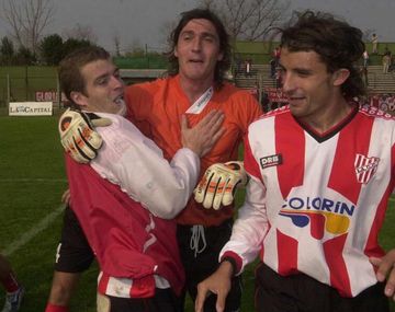 Ascendió con Instituto y jugó en Europa, pero cambió el fútbol por la vida rural.&nbsp;