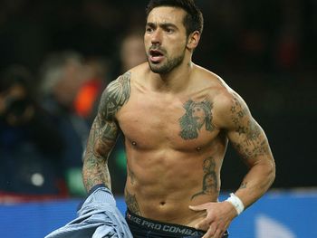 ¿Campaña de difamación contra Lavezzi?