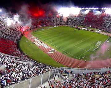 Los clubes van por el 100% de aforo en las canchas