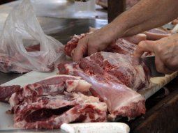 la carne sube desde hoy: cuanto costara el asado y que alertan los carniceros