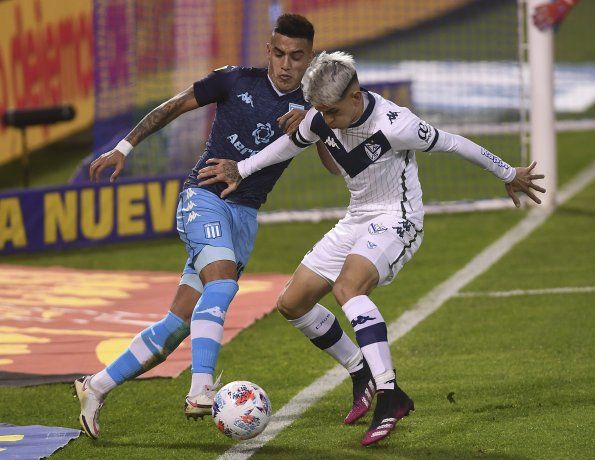 Con la cabeza en la Copa Libertadores, Vélez y Racing empataron sin goles