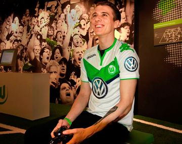 El fichaje más raro: no sabe jugar al fútbol