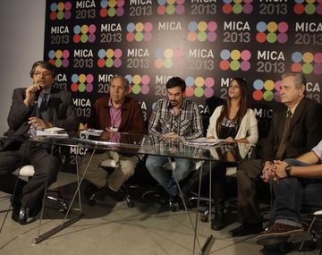 Taringa! y la Cámara del Libro firman acuerdo antipiratería