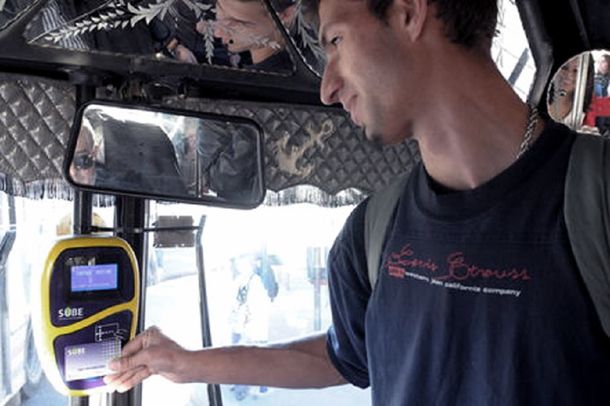 Este domingo 1 de abril aumentan el colectivo