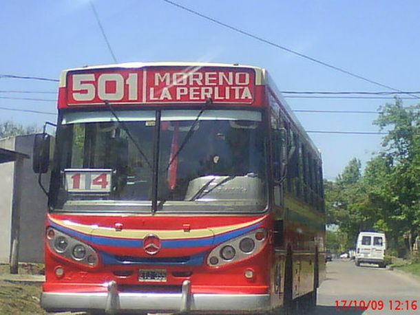 Colectiveros de Moreno tienen miedo de trabajar de noche