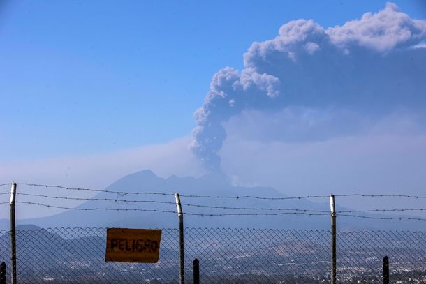 Impresionante erupción del volcán Pacaya en Guatemala