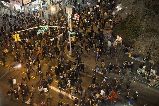 Multitudinaria marcha contra el racismo en Estados Unidos