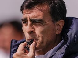 Peligra el debut de Quinteros en Independiente ante Racing: el motivo