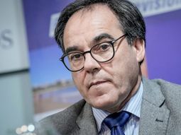 Robert Bouvier, ministro de Ambiente. Robert Bouvier, ministro de Ambiente.