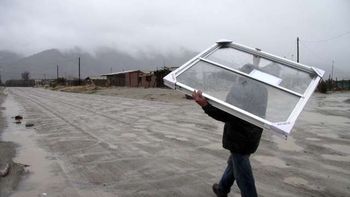 baja la emision de ceniza en el volcan puyehue baja la emision de ceniza en el volcan puyehue