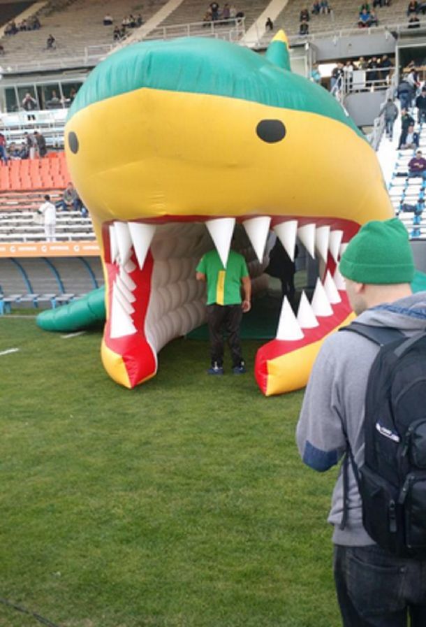 ¿Juegan en Disney? Aldosivi estrenó #LaMangaDelTiburon