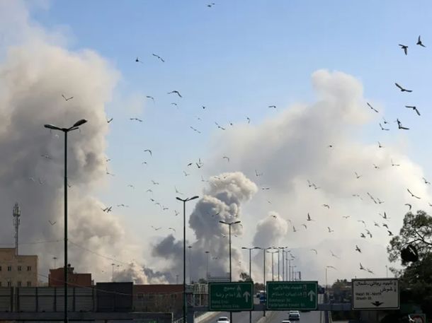 Israel inició una nueva fase en su guerra contra Irán: reportan explosiones en Teherán