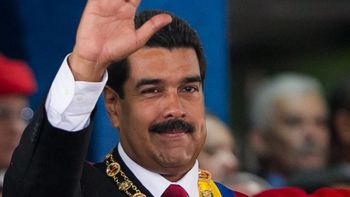 otra de maduro: decreto el dia de la lealtad a chavez otra de maduro: decreto el dia de la lealtad a chavez