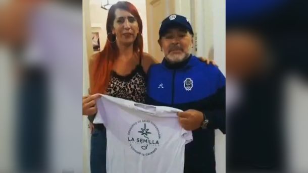 Maradona apoyó el autocultivo de marihuana medicinal para que nuestros hijos vivan mejor