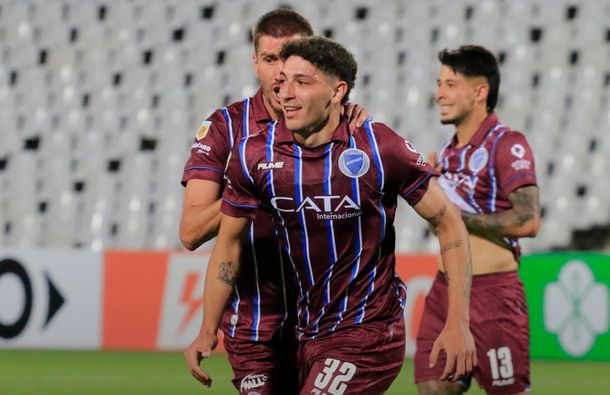 Liga Profesional: Godoy Cruz le ganó 2-0 a Newells en Mendoza