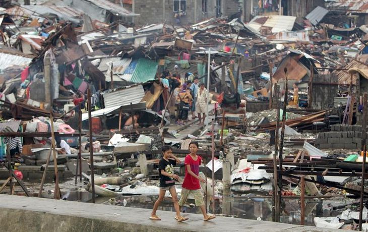 Filipinas, devastada tras el paso del tifón Haiyan