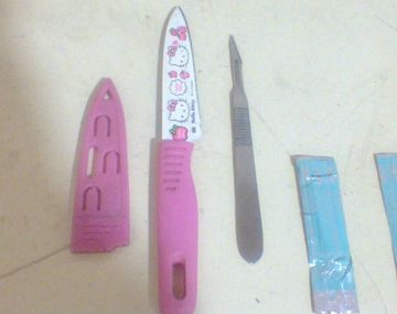 Estos son los elementos que se le secuestraron a la agresora