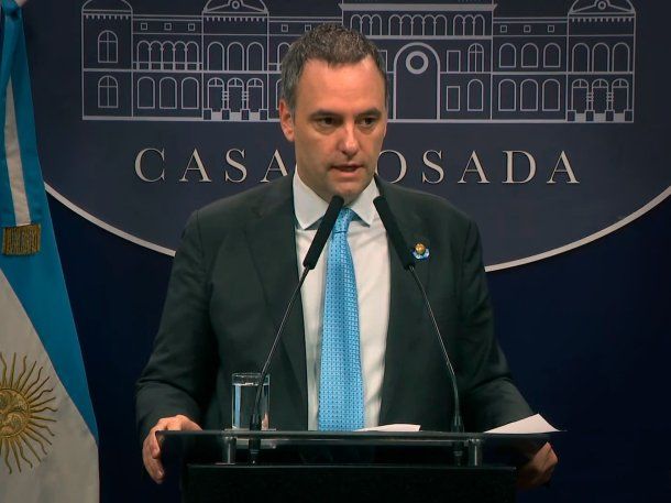 El Gobierno admitió que tiene más de 5 millones de kilos de alimentos guardados: Se van a repartir