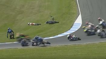 La carrera estuvo parada durante 10 vueltas La carrera estuvo parada durante 10 vueltas