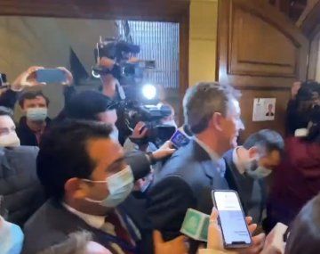 Escándalo en Chile: diputado trompeó al vicepresidente de la Cámara