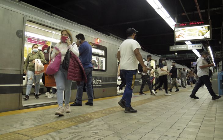 El Subte extenderá su servicio y volverá a funcionar como antes de la pandemia