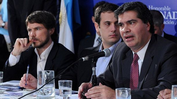 Capitanich, Costa y Álvarez defienden en el Senado la Ley de Abastecimiento