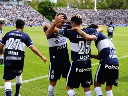 Con un Lucas Licht, Gimnasia le ganó a Huracán.