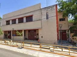 Condenaron a un profesor por abuso, quedó libre y volvió a atacar