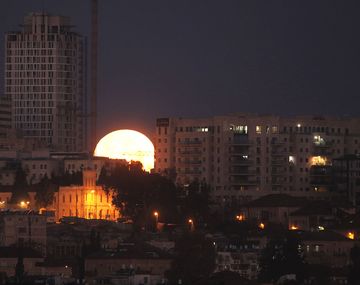 El eclipse total de luna más largo del siglo XXI se verá este viernes&nbsp;
