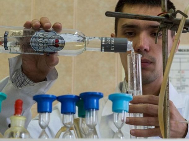 Un científico creará el vodka ideal, que no dará resaca ni permitirá que pierdas la memoria