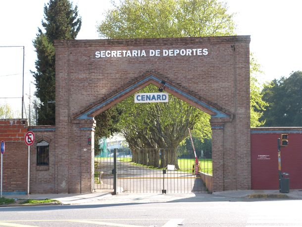 El titular de la Agencia de Deporte prometió no vender ningún inmueble: Van a tener que pasarme por arriba