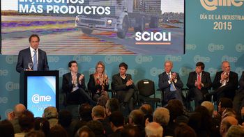 scioli defendio las politicas publicas: un gobierno tiene que fijar prioridades scioli defendio las politicas publicas: un gobierno tiene que fijar prioridades