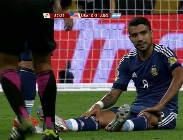 Una mala para Martino: Augusto Fernández se lesionó y podría perderse la final