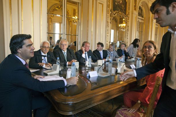 El Gobierno se reunirá con la UIA por los acuerdos con China