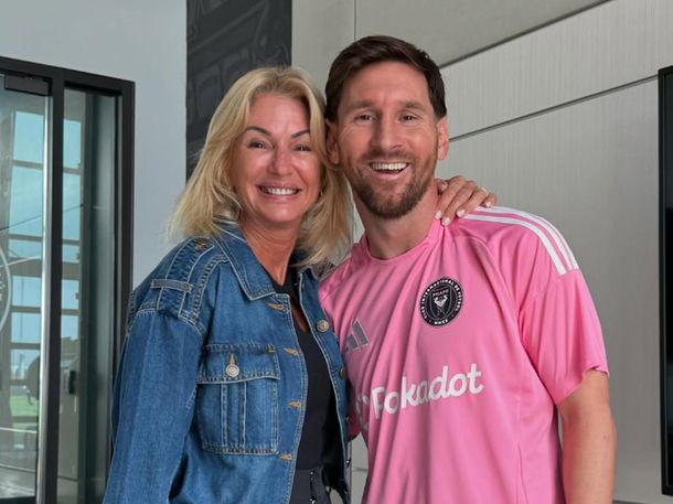 El encuentro de Lionel Messi con Yanina Latorre y toda su familia: las fotos