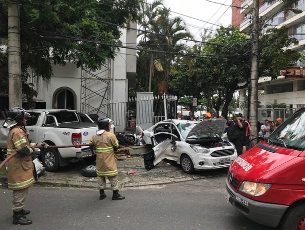 Así quedó el auto en el que iban los argentinos