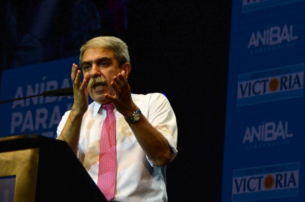 Para Aníbal, las propuestas de Macri implican romper empresas y desocupación