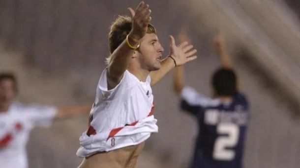 El mendocino disputó un solo partido oficial con la camiseta de River. El mendocino disputó un solo partido oficial con la camiseta de River.