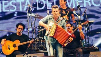 axel canto en la fiesta nacional del chamame ¿y le tiro un palito al padre de lali esposito? axel canto en la fiesta nacional del chamame ¿y le tiro un palito al padre de lali esposito?