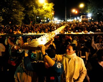 Más de 45 mil personas participarán del Via Crucis en Avenida de Mayo