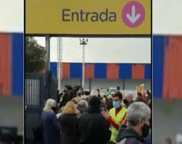 Una mujer murió en el vacunatorio de San Lorenzo