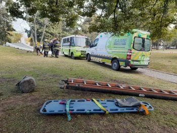 Encontraron el cuerpo de un hombre en el lago de un importante parque de La Plata
