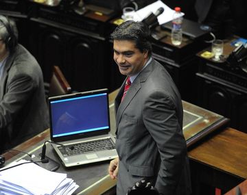 Capitanich felicitó a los diputados opositores que se quedaron a debatir