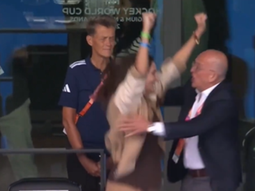 El festejo de Luciana Aymar por la tercera estrella de Las Leonas se volvió viral.