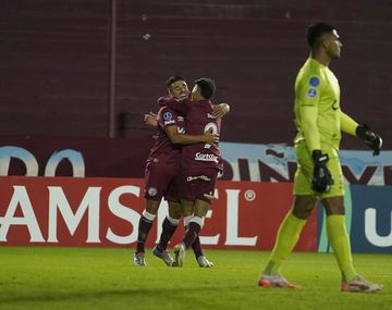Lanús empató con Puerto Cabello y avanzó como uno de los mejores primeros de la Copa Sudamericana