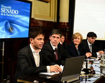 Si se vende una acción del Estado en empresas se está reprivatizando la compañía