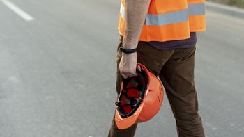 El desempleo se redujo en el litoral, a pesar de la diferencia cambiaria entre Uruguay y Argentina. El desempleo se redujo en el litoral, a pesar de la diferencia cambiaria entre Uruguay y Argentina.